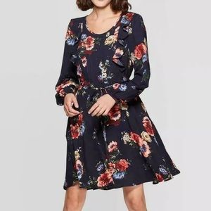 Xhilaration Women's Floral Print Long Sleeve Scoop Neck Button Front Size M
